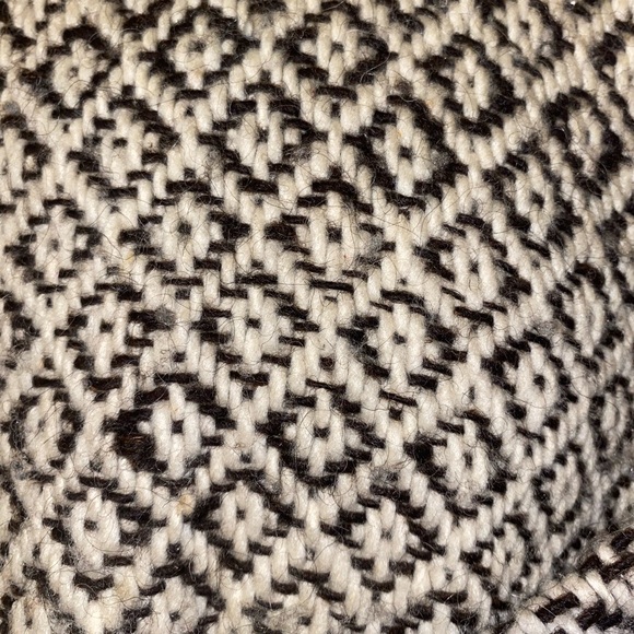 Promised Land Import 100% Wool Handmade Sweater. - Picture 3 of 4